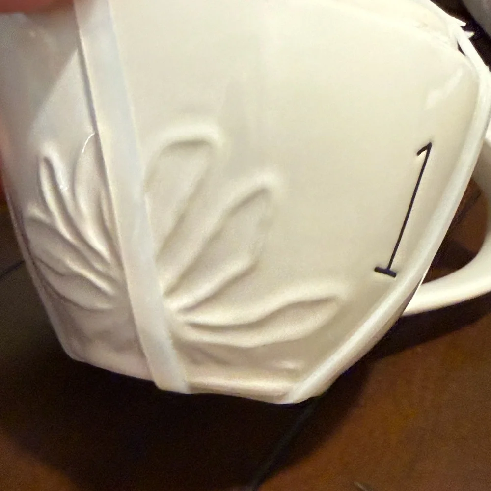 Rae Dunn White Nesting Measuring Cup Set- 4 pc- 3D Floral Pattern- NWT